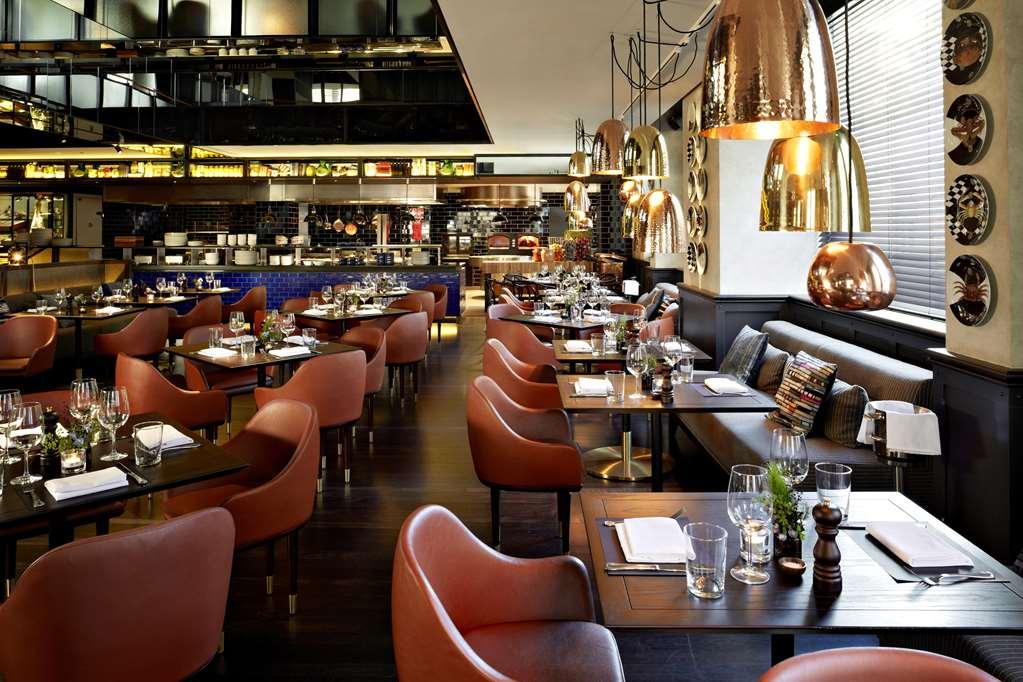 Qt Sydney Hotel Restaurant photo Interior of the restaurant