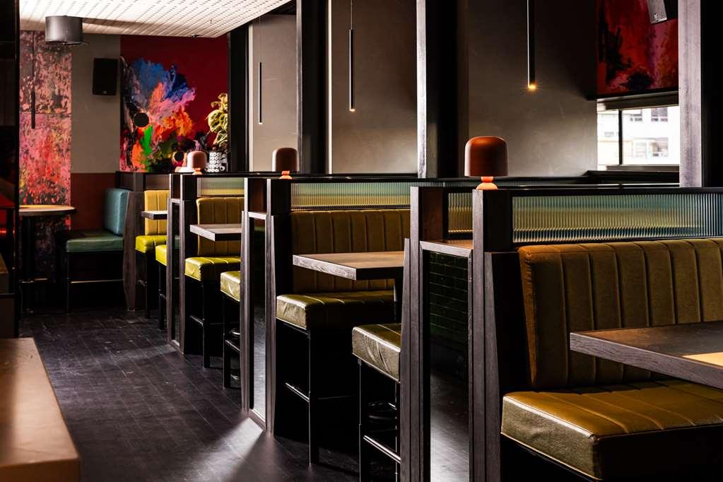 Qt Sydney Hotel Restaurant photo Interior of a typical restaurant